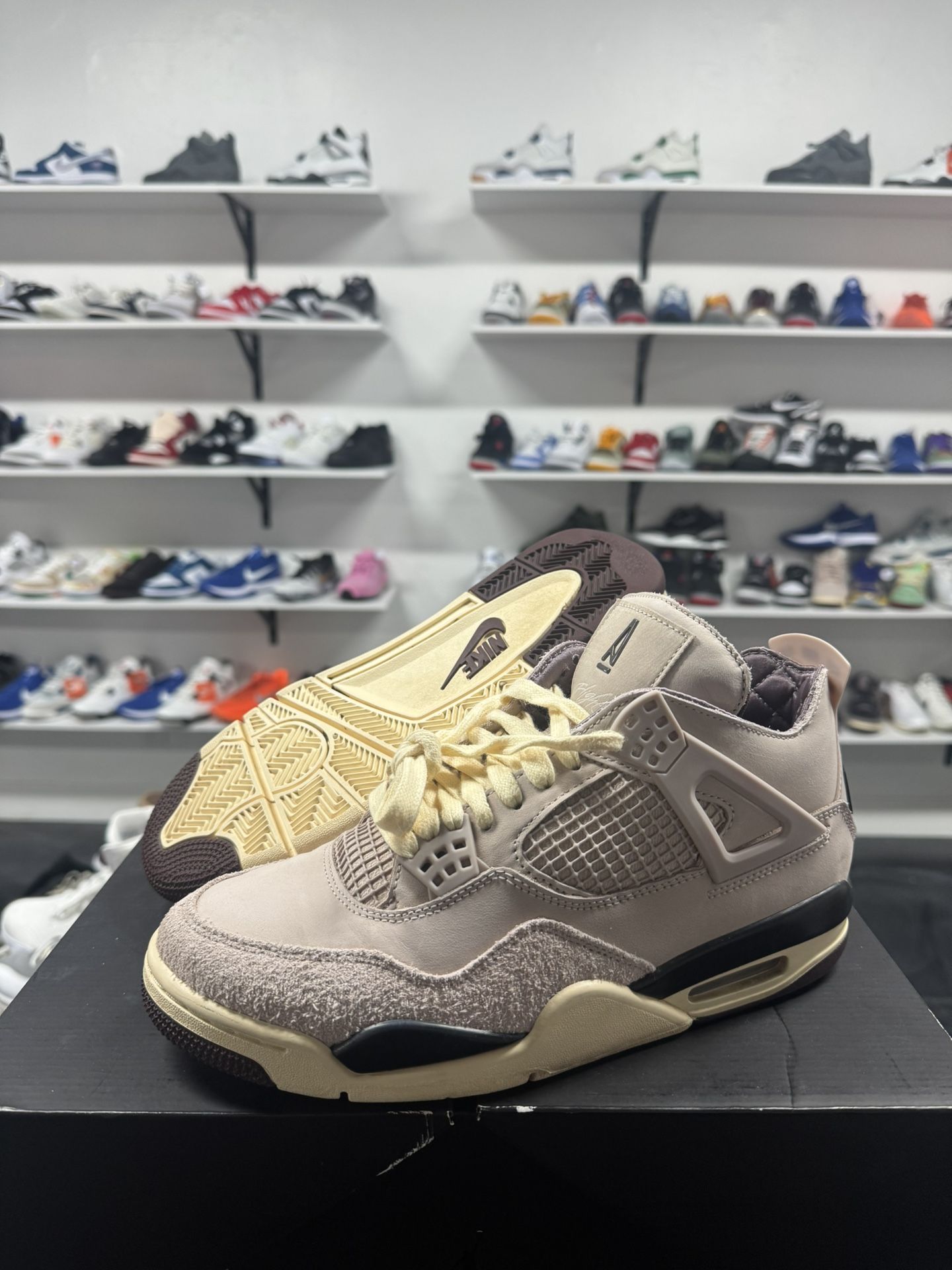 Jordan 4 A Ma Maniere