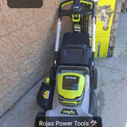 RYOBI 40V CORDLESS BRUSHLESS LAWN MOWER SELF PROPELLED WITH BATTERY AND CHARGER
