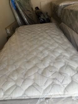Twin size bed mattress king koil modern luxury firm tight top serta sealy beautyrest black purple world class hybrid saatva avocado stearns & foster a