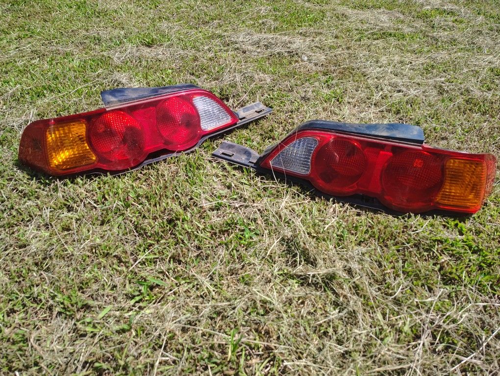 2002 Acura RSX Taillights