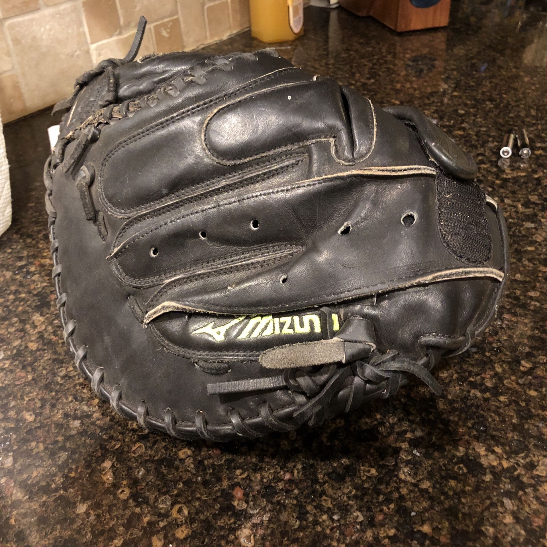 Mizuno Catchers Glove