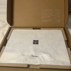 Microsoft Surface Laptop