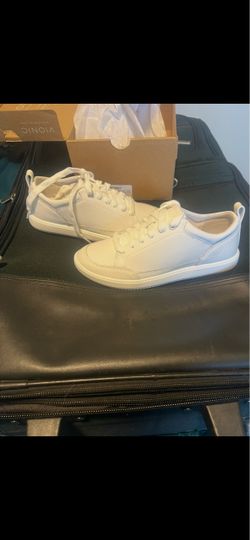 Vionic White Low-Top Sneakers