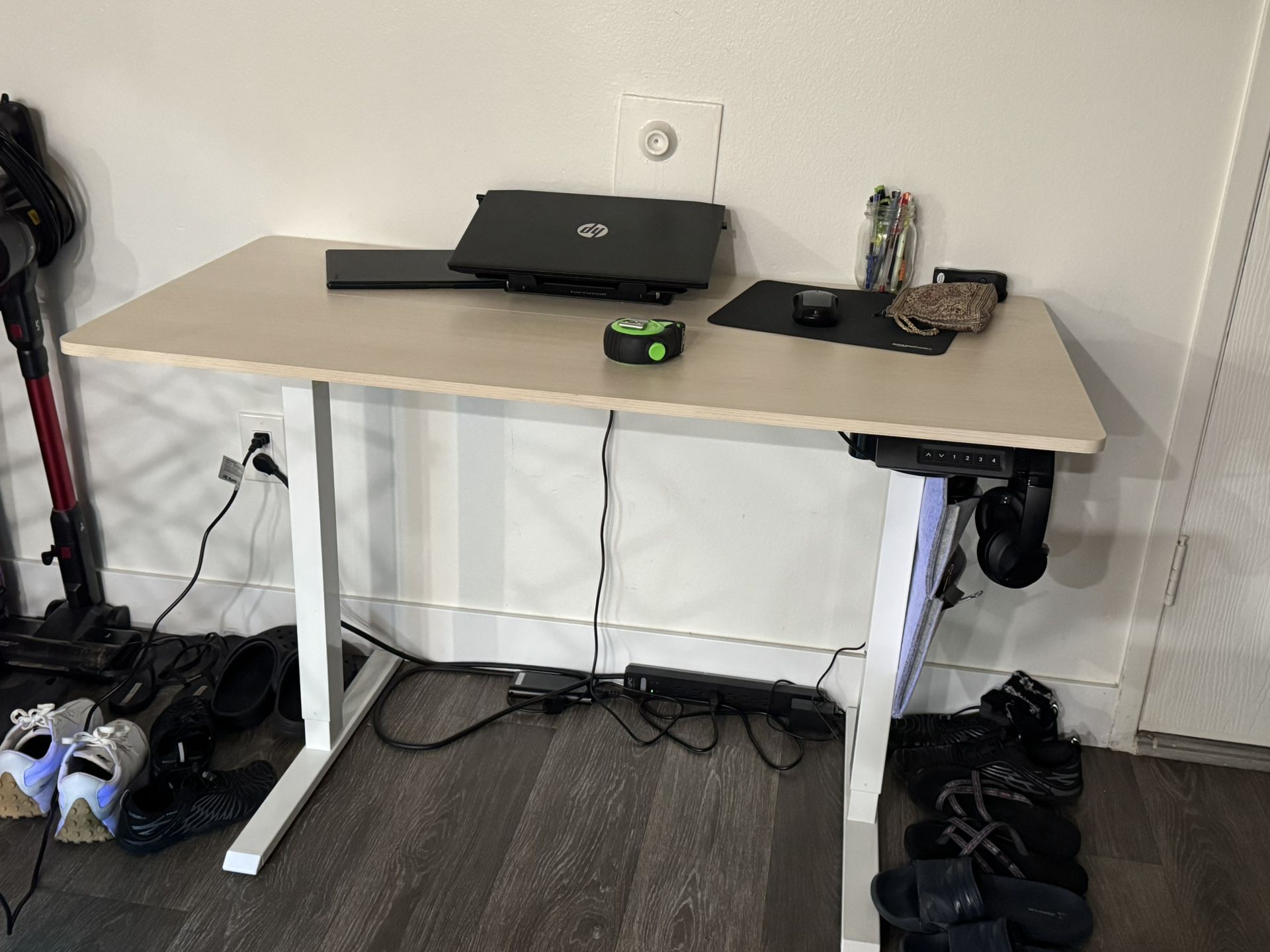 Height Adjustable Electric Standing Desk, 48 × 24 Inches Sit Stand up Desk, Memory Computer Home Office Desk