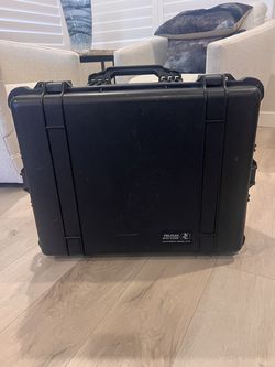 Pelican 1610 Equipment Case