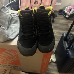 Retro 9s University Gold