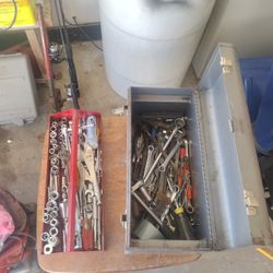 Miscellaneous Sockets And Wrenches 