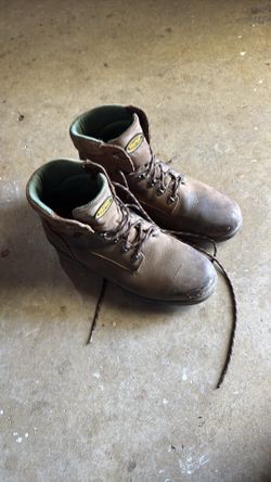 Wolverine Durashocks slip resistant oil resistant, 14 size.$40