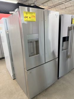 Stainless Steel French Door Refrigerator with Ice Dispenser