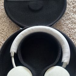 Puro Sound labs Bluetooth Kids Headphones