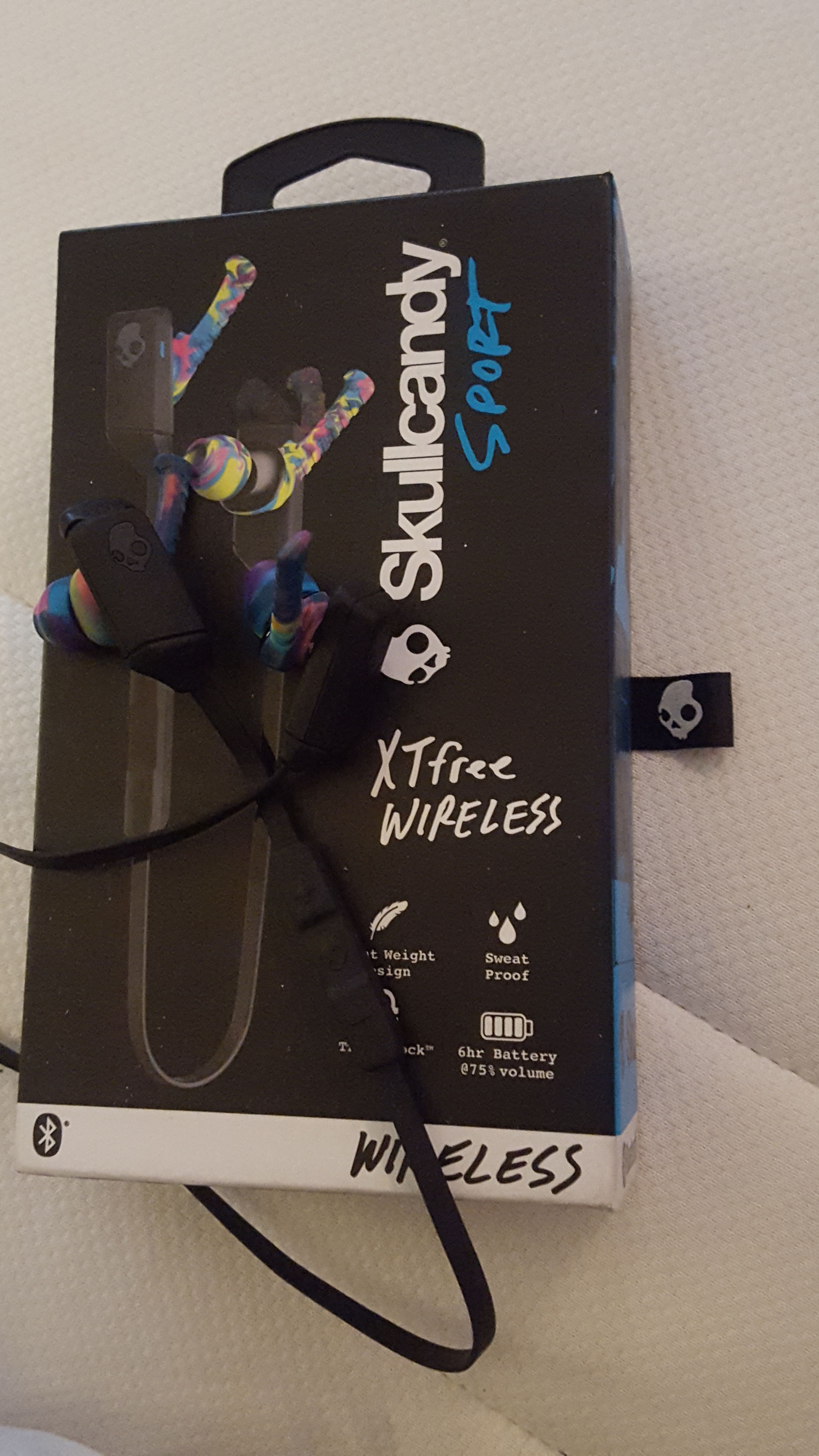Skullcandy wireless XTfree sport earbuds