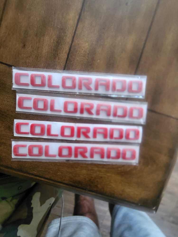 Badging For Chevy Colorado 