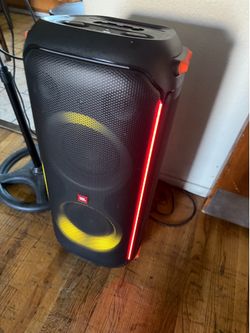 JBL 710 partybox speaker 800 watts
