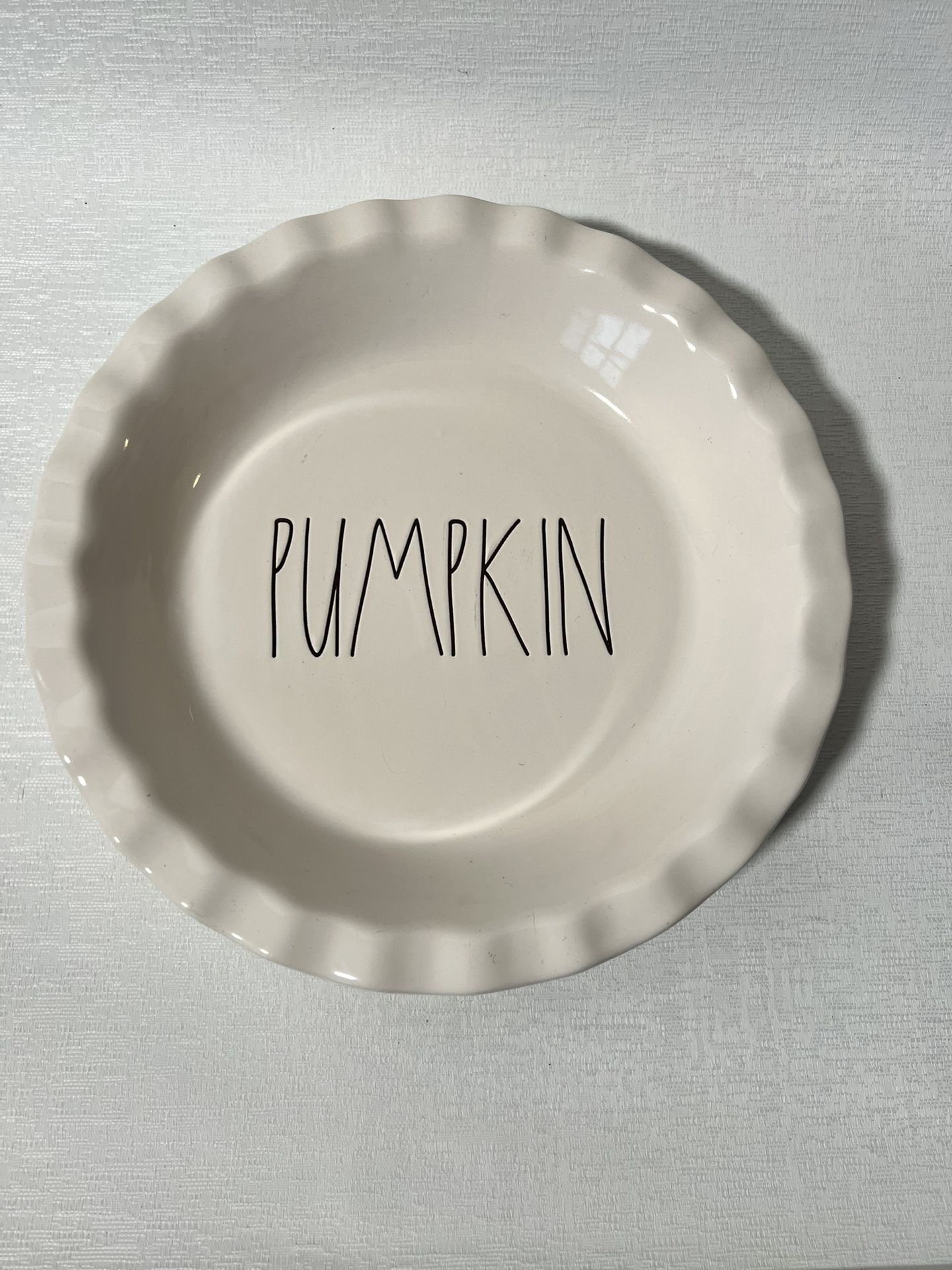 Rae Dunn “Pumpkin” Pie Plate