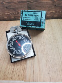 Vintage TAYLOR Altimeter 