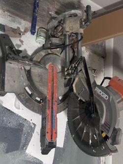 RIDGID metal-cutting chop saw