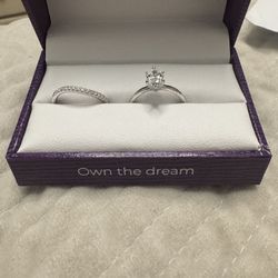 .77 K White Gold Lab Grown Diamond 