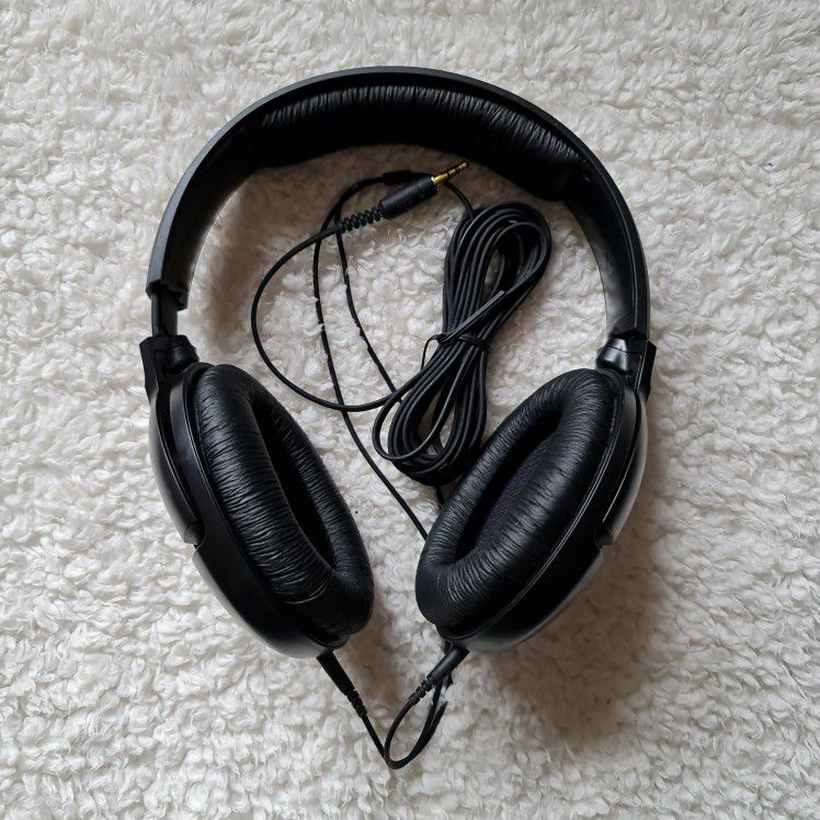 Sennheiser HD-201 Headphones