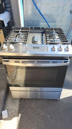 GE 30" GAS STOVE  5 BURNERS WORKS GREAT CAN DELIVER ANYWHERE