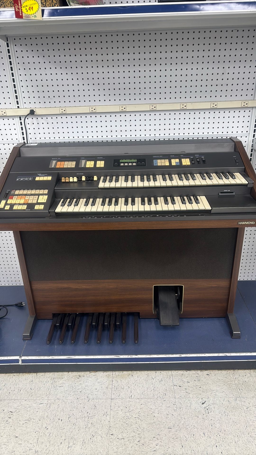 Hammond Ex1000 Synthesizer