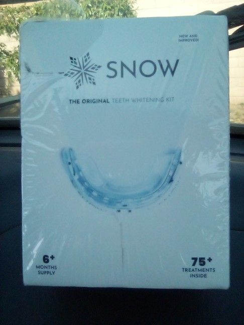SNOW The Original Teeth Whitening Kit 
