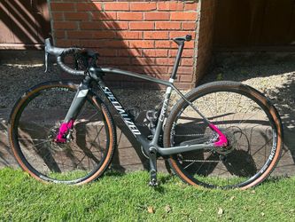 SPECIALIZED CRUX CARBON GRAVEL BIKE — SIZE 46 — SRAM FORCE