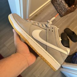 Nike Sb Dunk Low Wolf Grey Gum