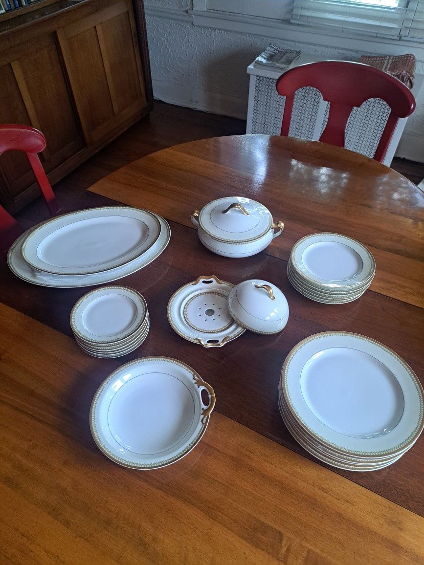 Beautiful Antique/vintage 1910 Limoges China Set