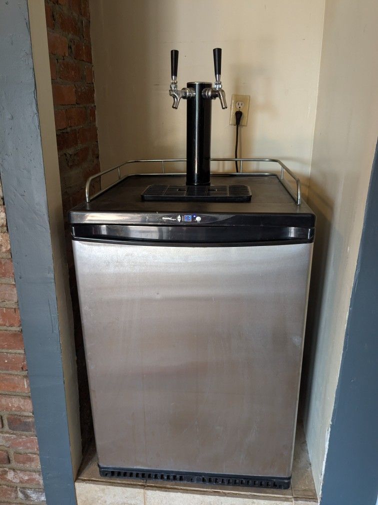 Danby Beer Kegerator