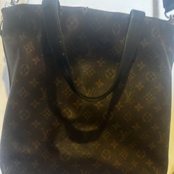 Louis Vuitton Shoulder bag monogram crossbody handbag logo dress purse crossbody