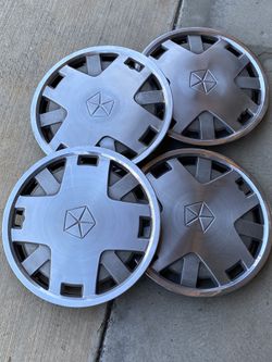 Hub Caps Chrysler Metal