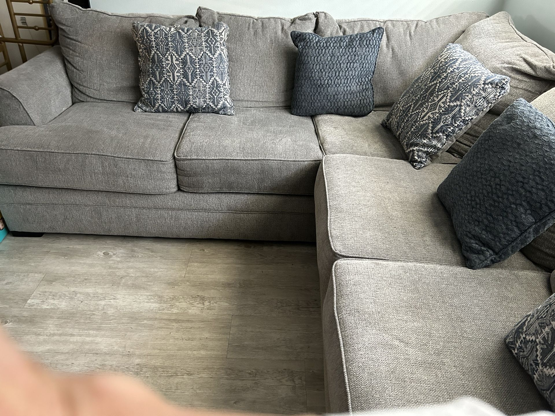 Gray Barely Used Sectional 9ft/10ft Long 4ft Wide