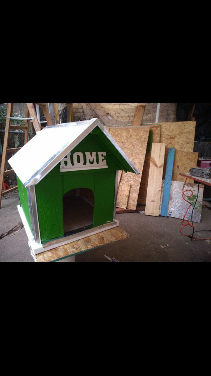 Dog house's any style an size for cheap