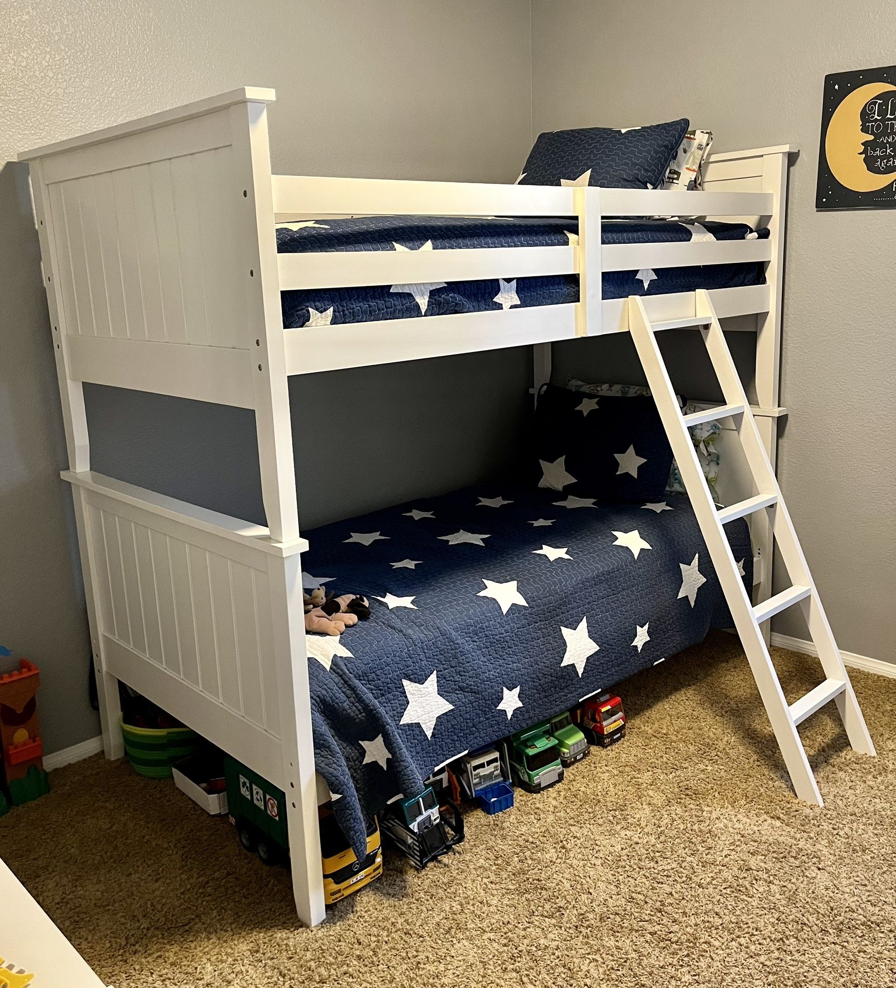 Twin Size Bunk Bed - Ashley Furniture