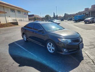 2012 toyota camry se