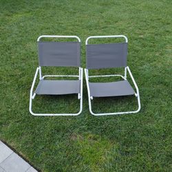 Folding Beach Chairs 