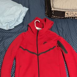Red Nike Texh