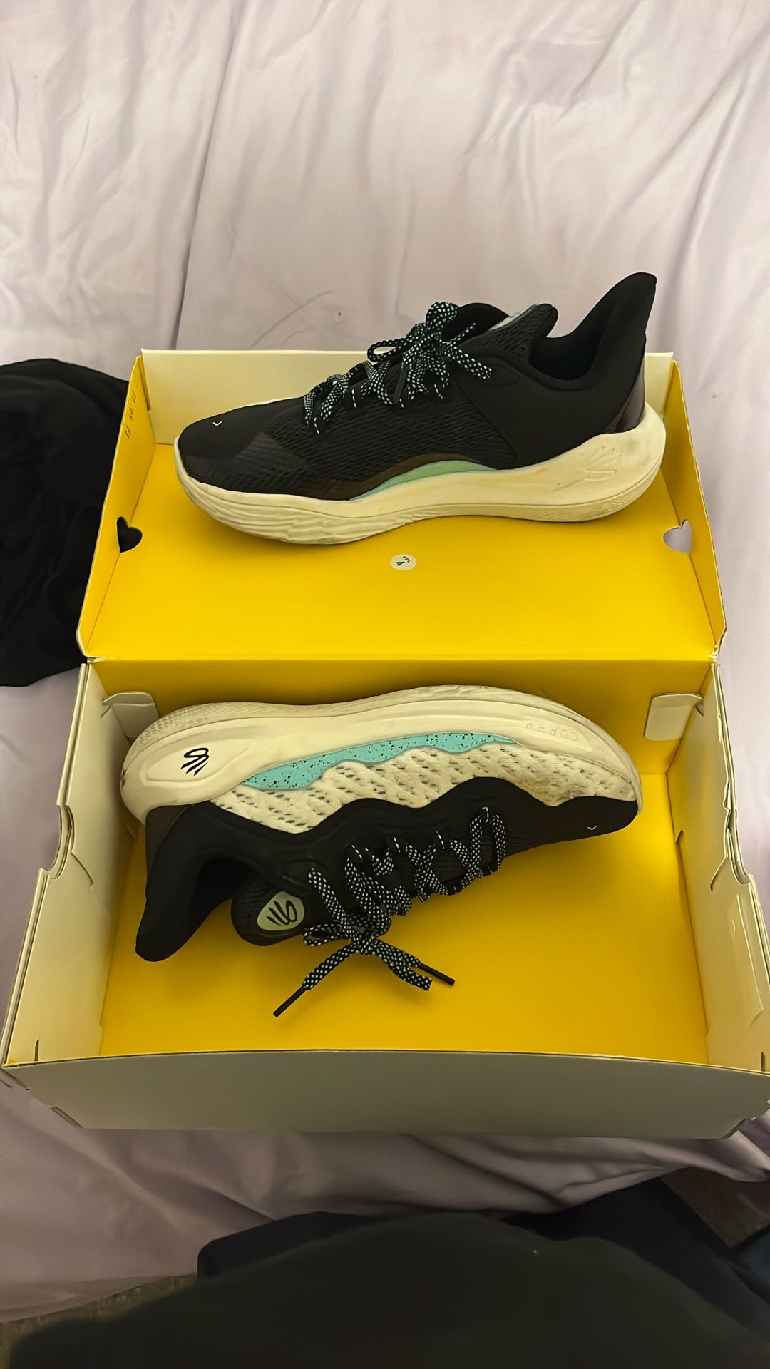 Curry Basketball Shoes