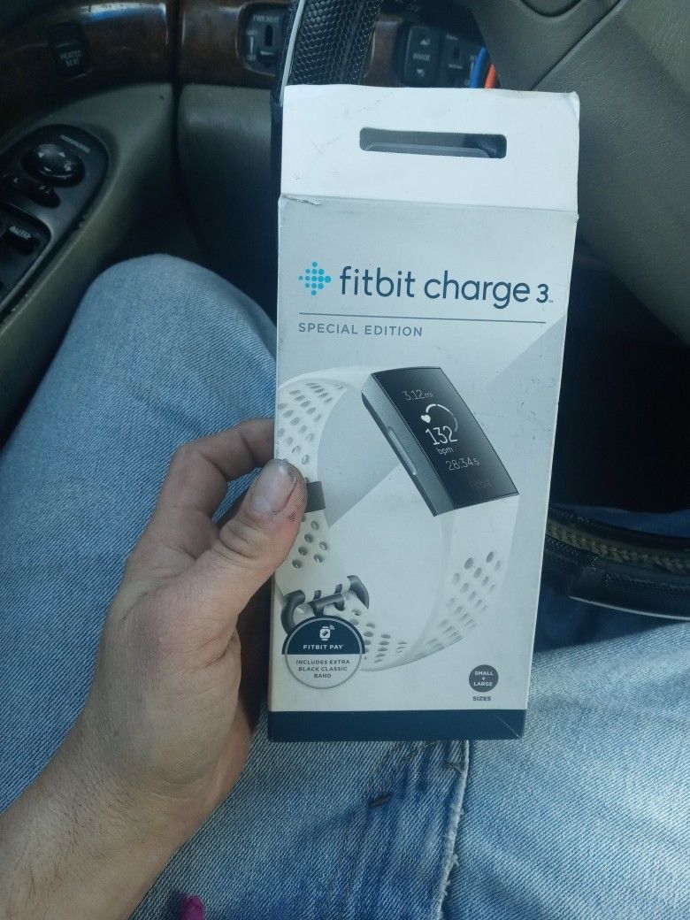 Fitbit Charge 3