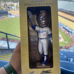 Manny Mota Bobblehead