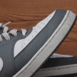 Nike Light Grey Dunks Size 10.5