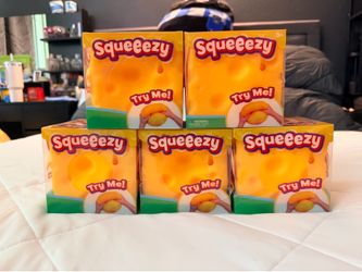 Squeezy Cheese Squishy