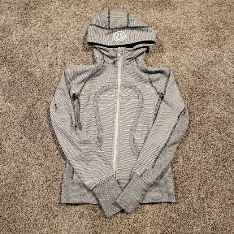 Lululemon Womens Limited Ed You Are Beautiful Scuba Stripe Hoodie sz 4