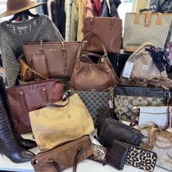 Black Leather/canvas Totes, Purses And Bags New And Pre Loved 