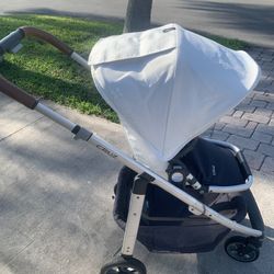 Uppababy Cruz strolller