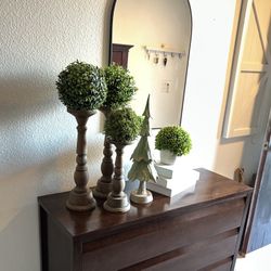 Beautiful Midcentury Dresser Set