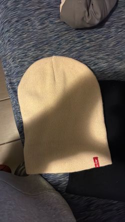 4 extra beanies