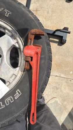 18” monkey wrench