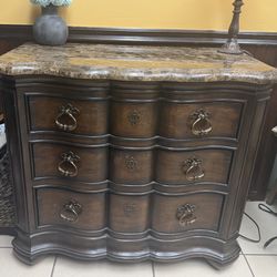 Thomasville Hills of Tuscany Marble Dresser