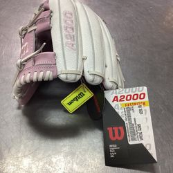 Brand New Wilson A2000 H12 Fastpitch Softball Glove 12”
